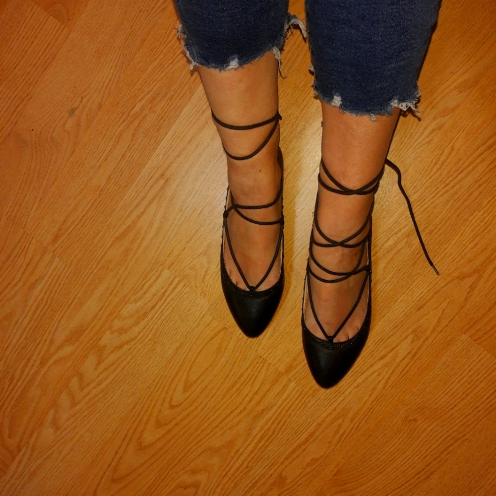 Sexy Black Lace Up Flats with Zippers in the back